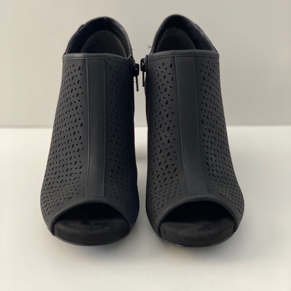 Giani Bernini - Picture 1 of 3